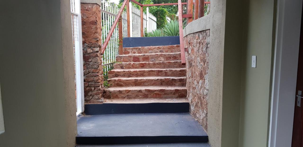 Metsing at Harties Hotell Hartbeespoort Exteriör bild